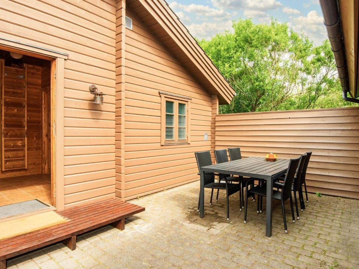 8 Person Holiday Home In Ringk Bing 灵克宾 外观 照片